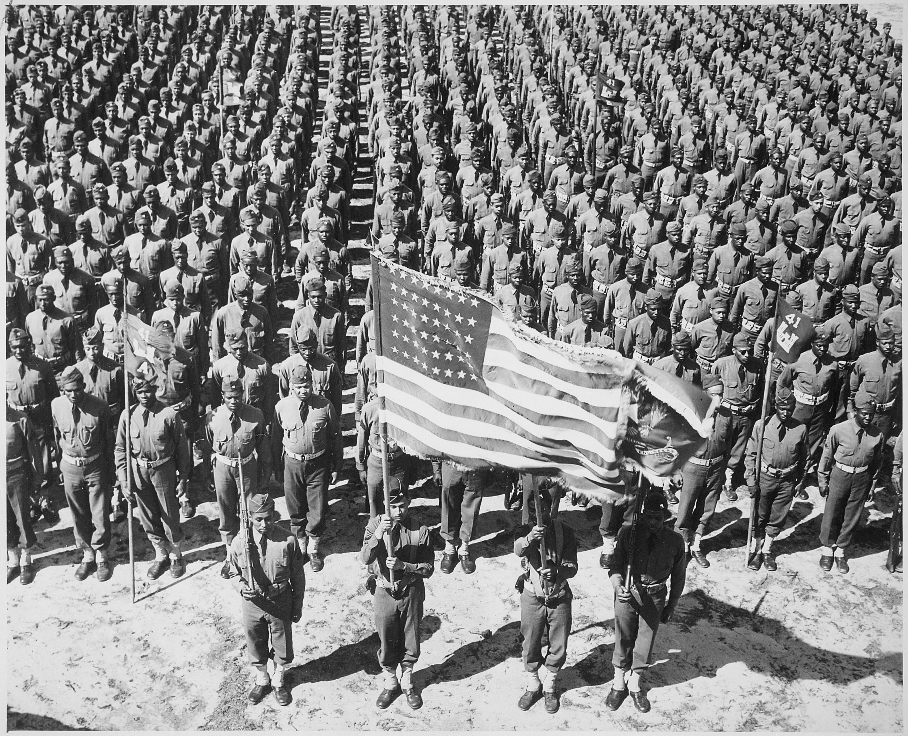 american soldier ww2 saluting