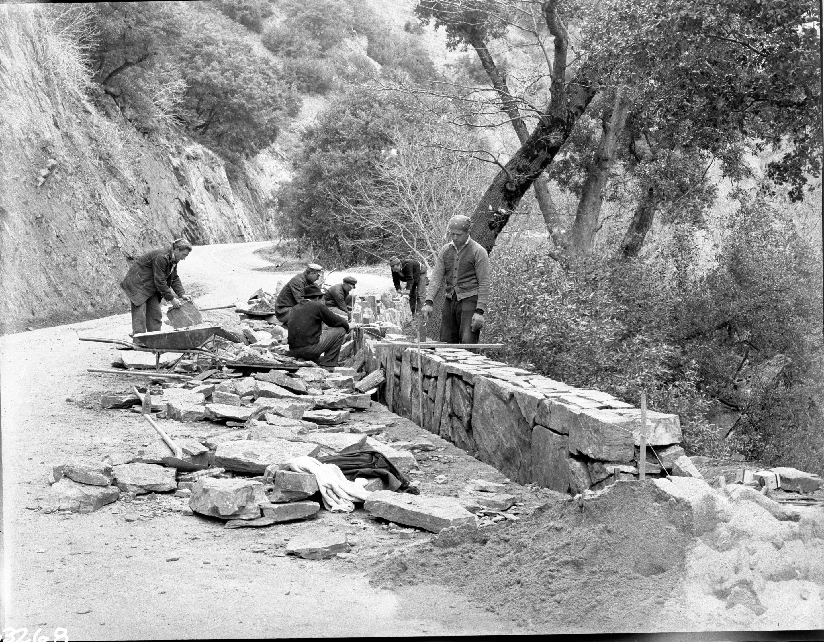 The American Home Front and World War II (U.S. National Park Service)